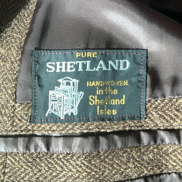 Vintage Brown Herringbone Coat. Duncan Macandrew pure wool. Oversized coat. - Picture 3 of 5